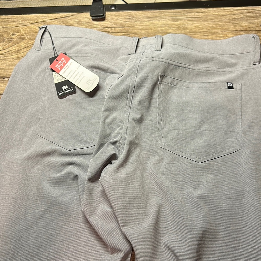 Travis Mathew size 36